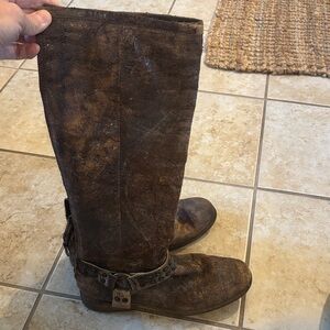 Frye Phillip harness Distressed Tall Brown Leather Boots. Sz 7.5